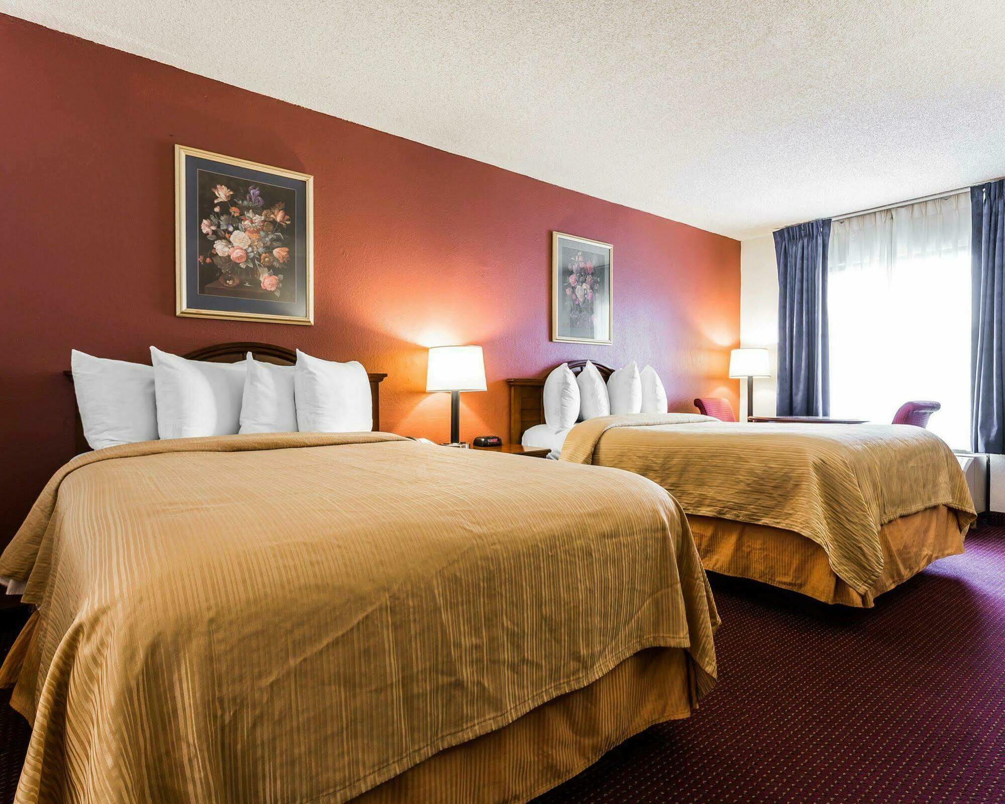 Quality Inn Coliseum Север Чарлстон Экстерьер фото
